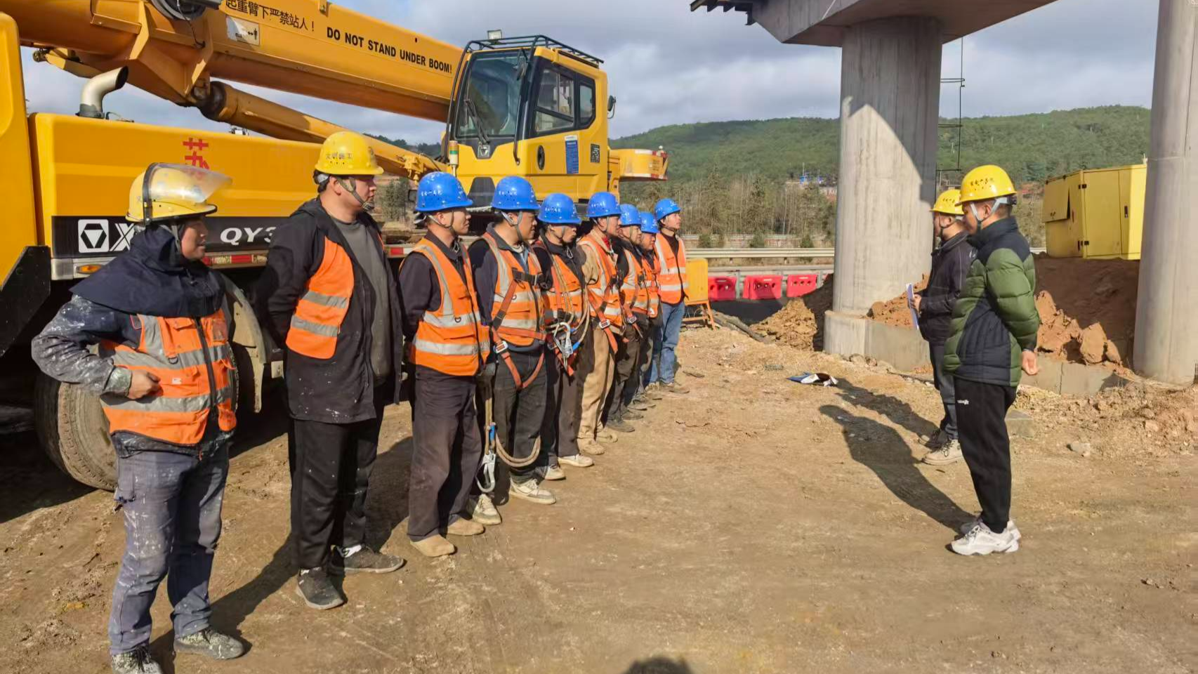 争春·蹲点记 | 第八分公司：春启山河 马力全开